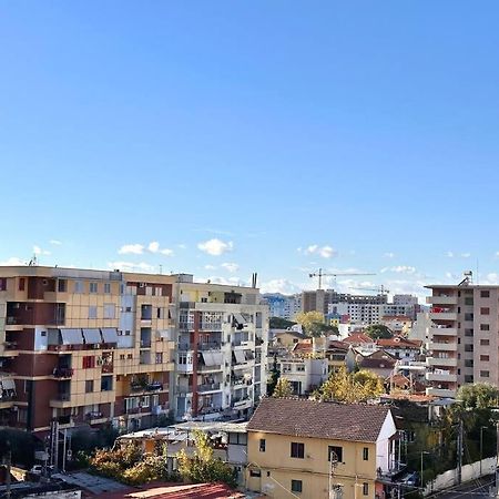 Family Living Tirana 아파트 외부 사진