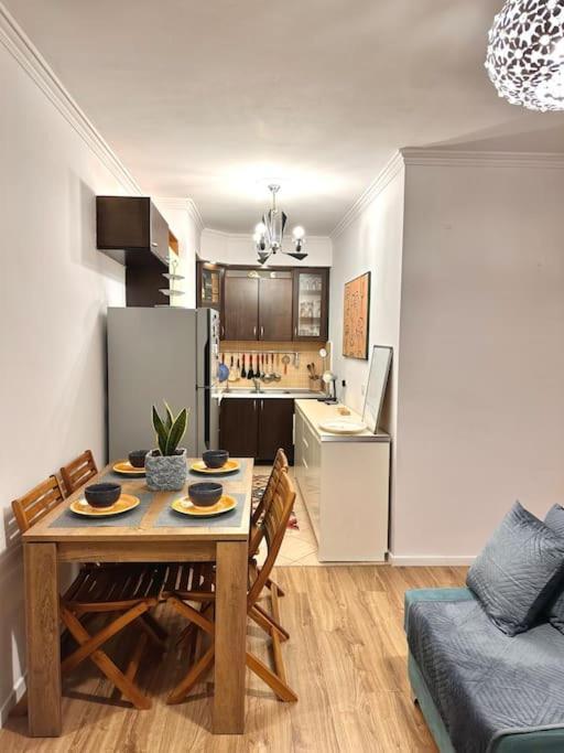 Family Living Tirana 아파트 외부 사진